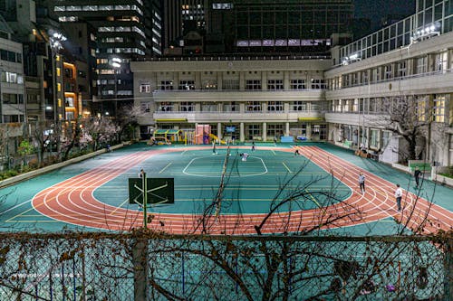 曼联名宿警告阿森纳：他们赢不了强强对话 这样冠军根本没戏
