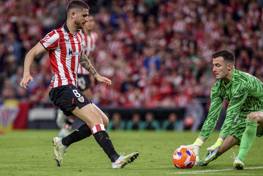 铁卫禁区送大礼，切尔西客场1-3完败，保级队赛季第4胜逃离降级区