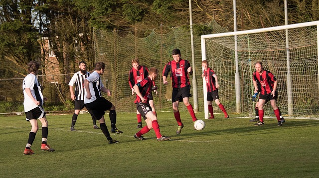 欧文突破制造罚球机会